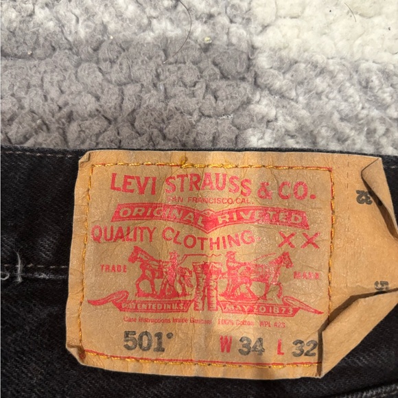 Levi's Men's Straight Jeans in Deep Black - Picture 3 of 3